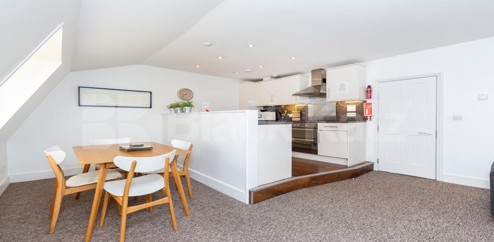 			NEW INSTRUCTION!, 2 Bedroom, 1 bath, 1 reception Flat			 Gower Street, BLOOMSBURY